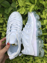 Load image into Gallery viewer, Nike Air VaporMax TN - White