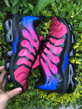 Load image into Gallery viewer, Nike Air VaporMax TN