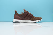 Load image into Gallery viewer, Adidas UltraBoost 4.0 Shoes