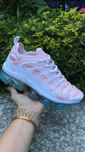 Load image into Gallery viewer, Nike Air VaporMax TN Women