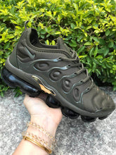 Load image into Gallery viewer, Nike Air VaporMax TN