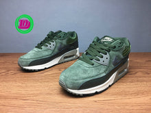 Load image into Gallery viewer, Nike Air Max 90 Sneaker Green