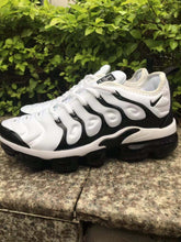 Load image into Gallery viewer, Nike Air VaporMax TN