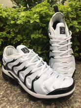 Load image into Gallery viewer, Nike Air VaporMax TN