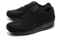 Load image into Gallery viewer, Nike Air Max Sneaker - Black