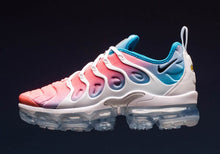 Load image into Gallery viewer, Nike Air Max Plus TN Women