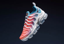 Load image into Gallery viewer, Nike Air Max Plus TN Women