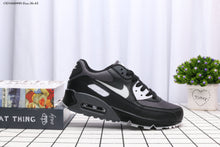 Load image into Gallery viewer, Nike Air Max 90 Sneaker