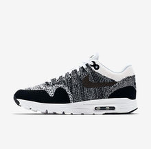 Load image into Gallery viewer, Nike Air Max Sneaker