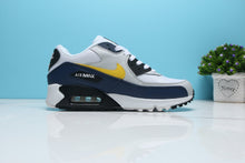 Load image into Gallery viewer, Nike Air Max 90 Sneaker