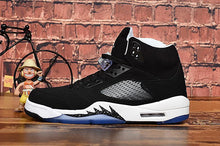 Load image into Gallery viewer, Nike Air Jordan 5 Sneaker